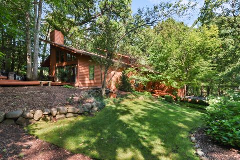 20 Abbey Springs Dr, Fontana, WI 53125 - MLS#: 1890014