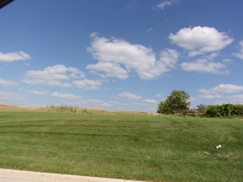 Photo of Lt0 Gateway Dr, Watertown, WI 53094 (MLS # 1726623)