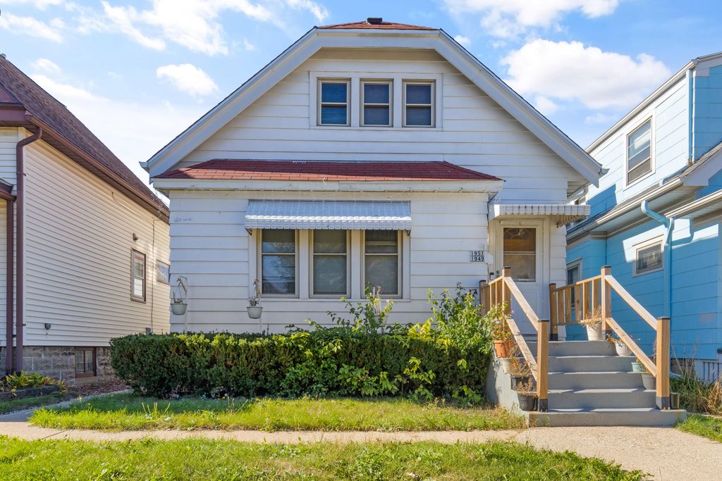 1949 S 68th St 1951, West Allis, WI Duplex Property Listing Mario