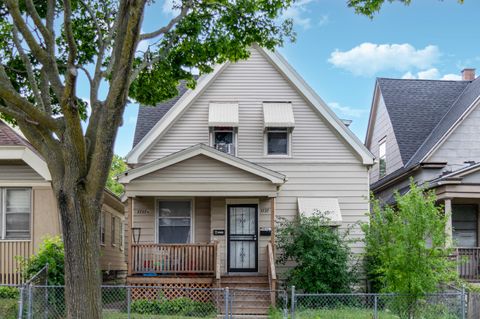 Photo of 3737 N 10th St, Milwaukee, WI 53206 (MLS # 1847643)