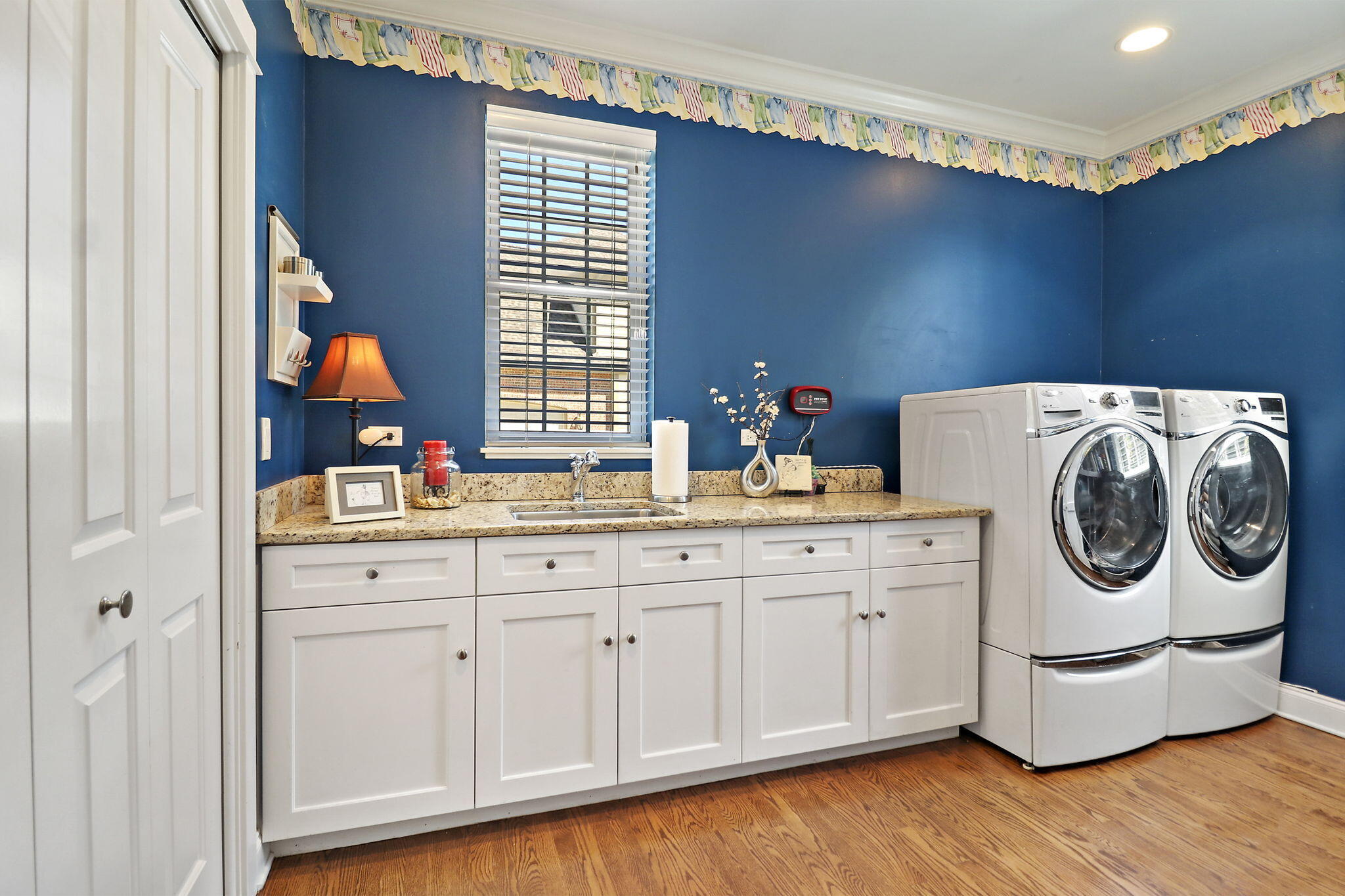 Pleasant Prairie, Wisconsin 53158, United States, 5 Bedrooms Bedrooms, ,5 BathroomsBathrooms,Residential,Active,54258