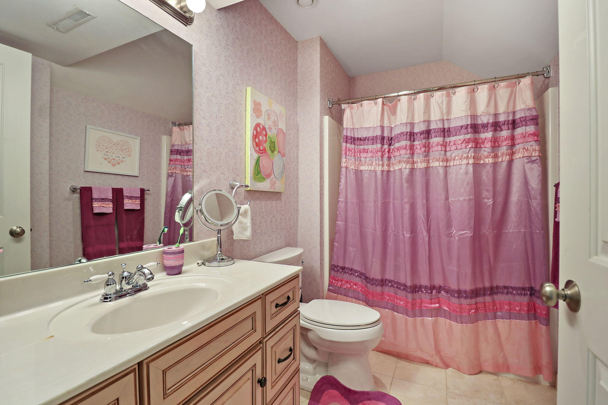 Pleasant Prairie, Wisconsin 53158, United States, 5 Bedrooms Bedrooms, ,5 BathroomsBathrooms,Residential,Active,54258