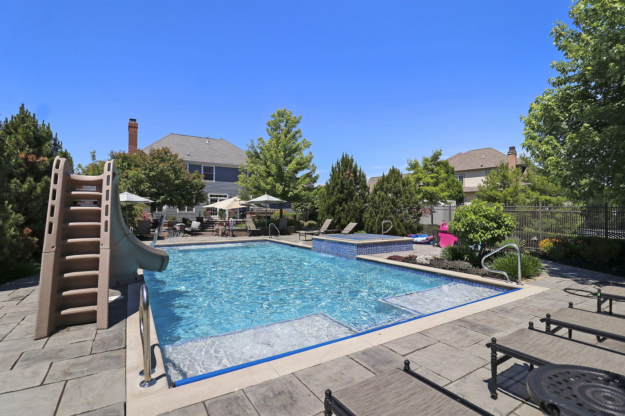 Pleasant Prairie, Wisconsin 53158, United States, 5 Bedrooms Bedrooms, ,5 BathroomsBathrooms,Residential,Active,54258