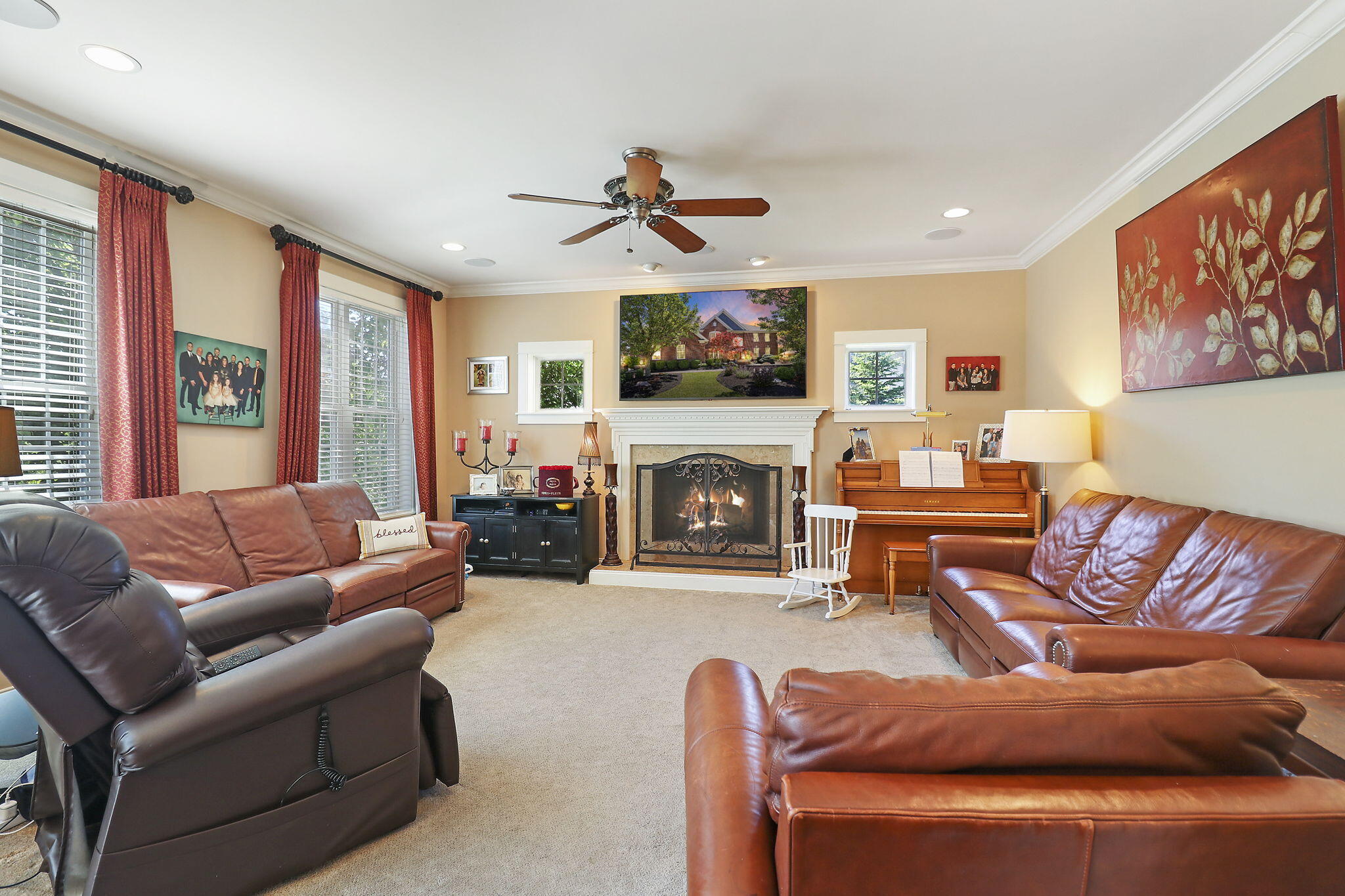 Pleasant Prairie, Wisconsin 53158, United States, 5 Bedrooms Bedrooms, ,5 BathroomsBathrooms,Residential,Active,54258