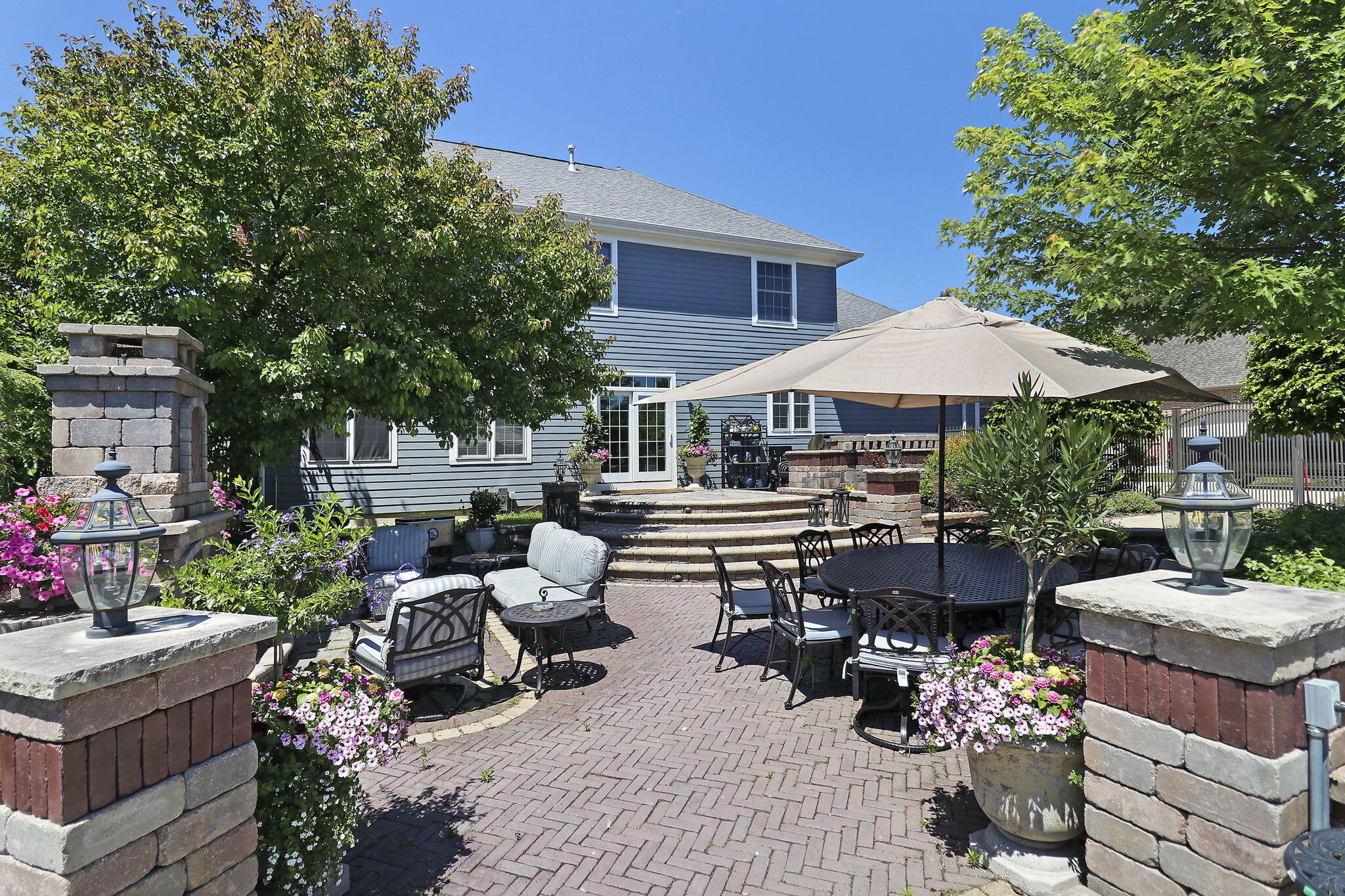 Pleasant Prairie, Wisconsin 53158, United States, 5 Bedrooms Bedrooms, ,5 BathroomsBathrooms,Residential,Active,54258