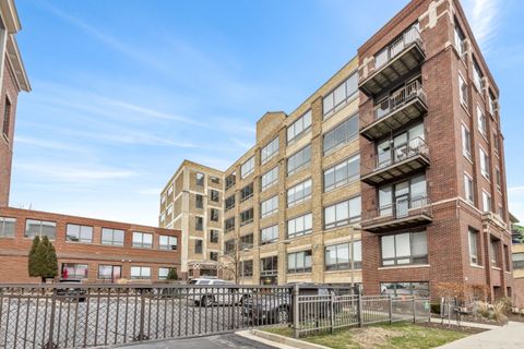 Photo of 234 E Reservoir Ave, Milwaukee, WI 53212 (MLS # 1819912)