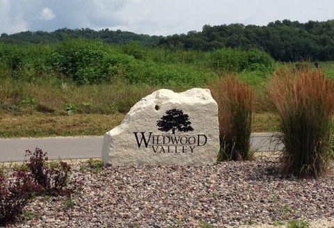 Photo of Lot 53 Pinewood Dr, Onalaska, WI 54636 (MLS # 1669744)