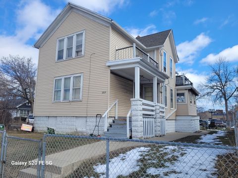 Photo of 2470 N 7th St, Milwaukee, WI 53212 (MLS # 1827957)