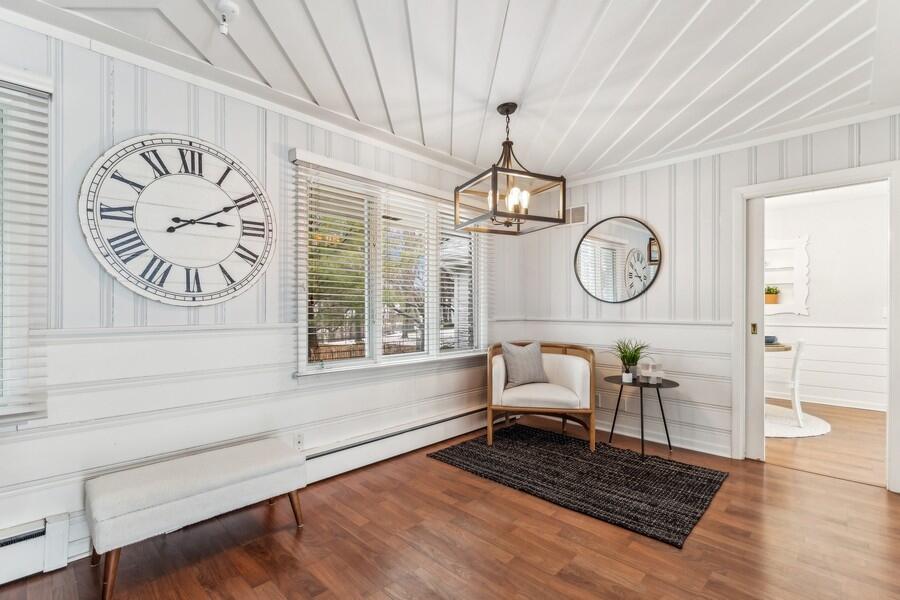 Fontana, Wisconsin 53125, United States, 4 Bedrooms Bedrooms, ,4 BathroomsBathrooms,Residential,Pending,32470