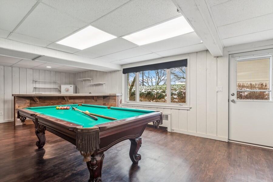 Fontana, Wisconsin 53125, United States, 4 Bedrooms Bedrooms, ,4 BathroomsBathrooms,Residential,Pending,32470