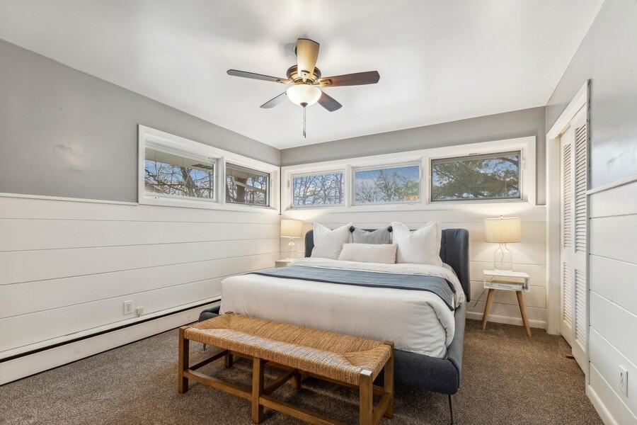 Fontana, Wisconsin 53125, United States, 4 Bedrooms Bedrooms, ,4 BathroomsBathrooms,Residential,Pending,32470