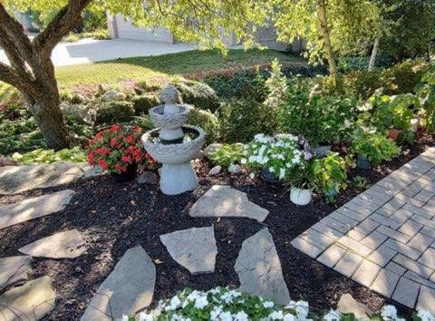 Fontana, Wisconsin 53125, United States, 4 Bedrooms Bedrooms, ,4 BathroomsBathrooms,Residential,Pending,32470