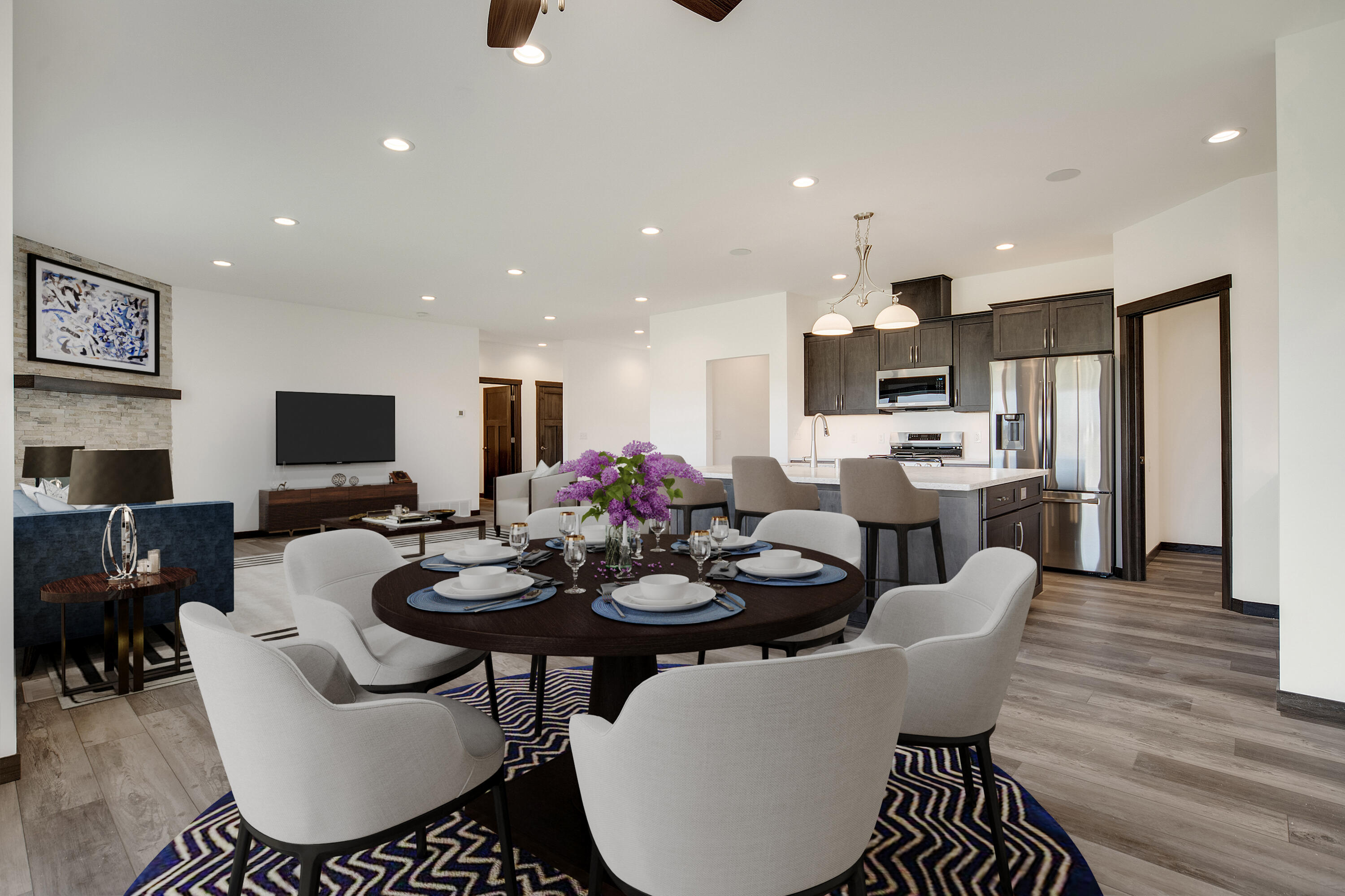 Holmen, Wisconsin 54636, United States, 3 Bedrooms Bedrooms, ,3 BathroomsBathrooms,Residential,Pending,51533