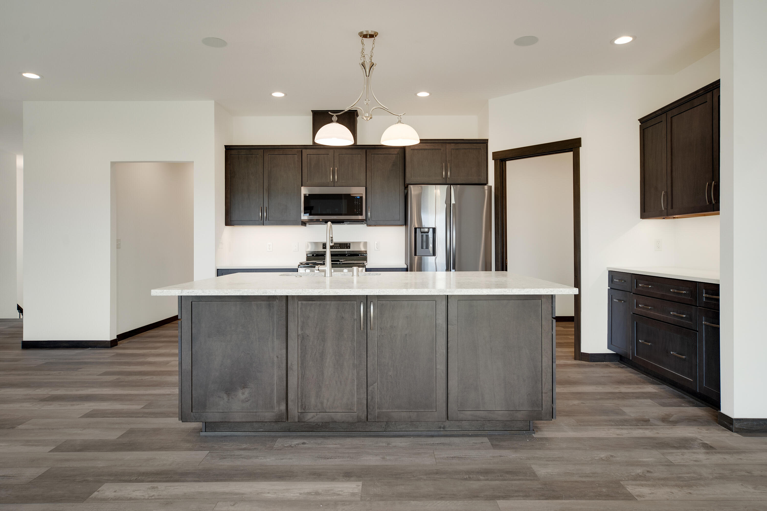 Holmen, Wisconsin 54636, United States, 3 Bedrooms Bedrooms, ,3 BathroomsBathrooms,Residential,Pending,51533