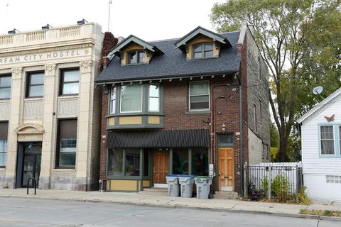 Photo of 504 E Center St, Milwaukee, WI 53212 (MLS # 1815568)