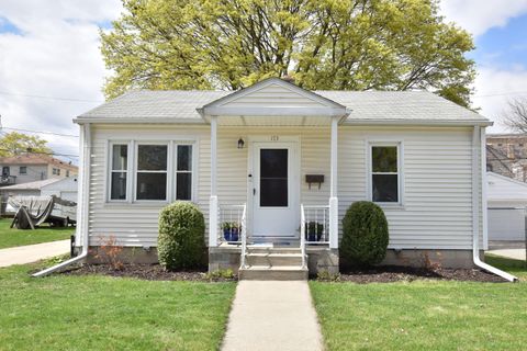 Photo of 173 N 63rd St, Milwaukee, WI 53213 (MLS # 1832055)