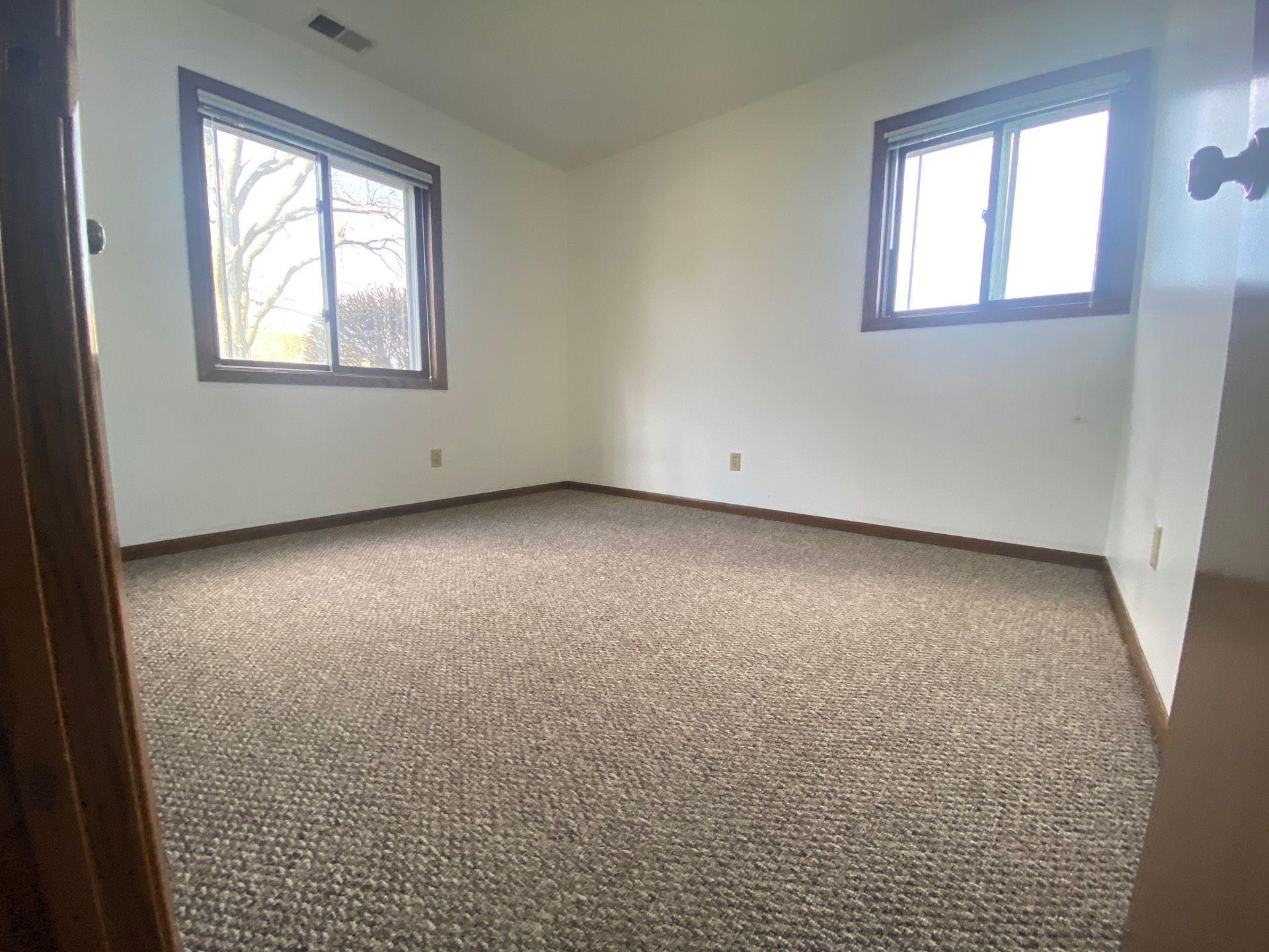 Menomonee Falls, Wisconsin 53051, United States, 2 Bedrooms Bedrooms, ,1 BathroomBathrooms,Residential,Active,41139