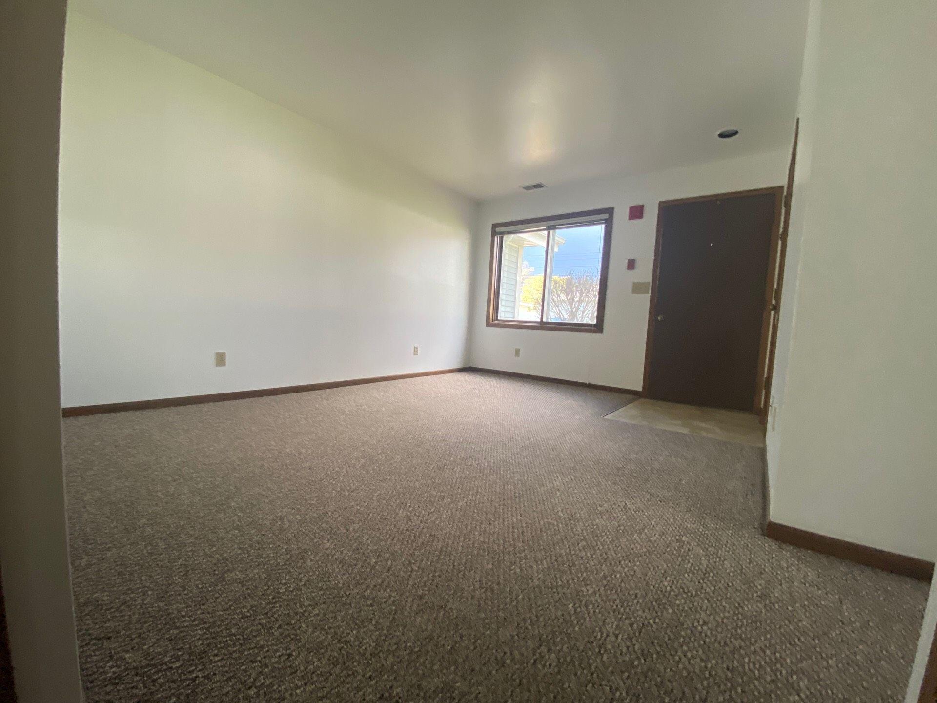 Menomonee Falls, Wisconsin 53051, United States, 2 Bedrooms Bedrooms, ,1 BathroomBathrooms,Residential,Active,41139