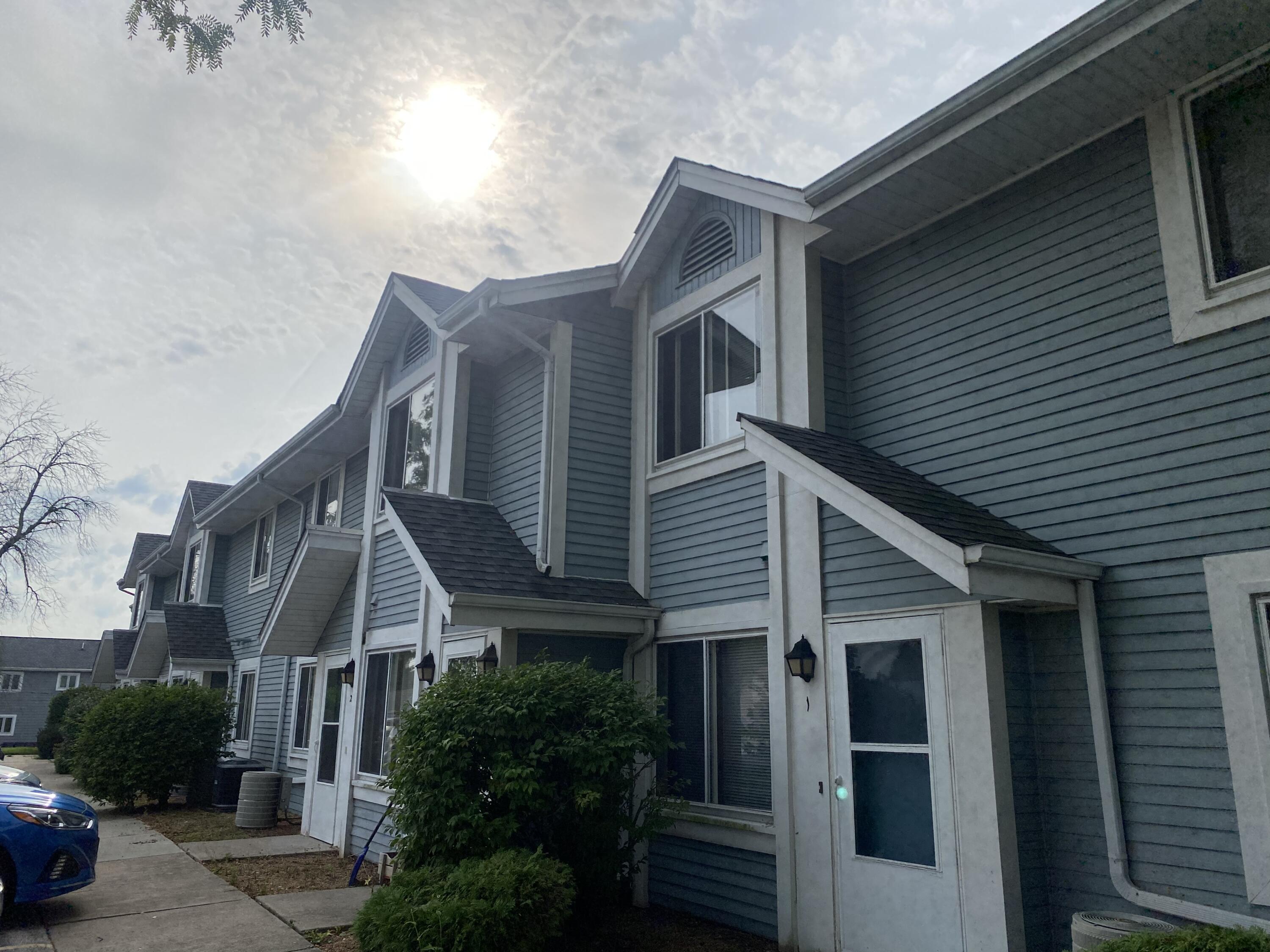 Menomonee Falls, Wisconsin 53051, United States, 2 Bedrooms Bedrooms, ,1 BathroomBathrooms,Residential,Active,41139