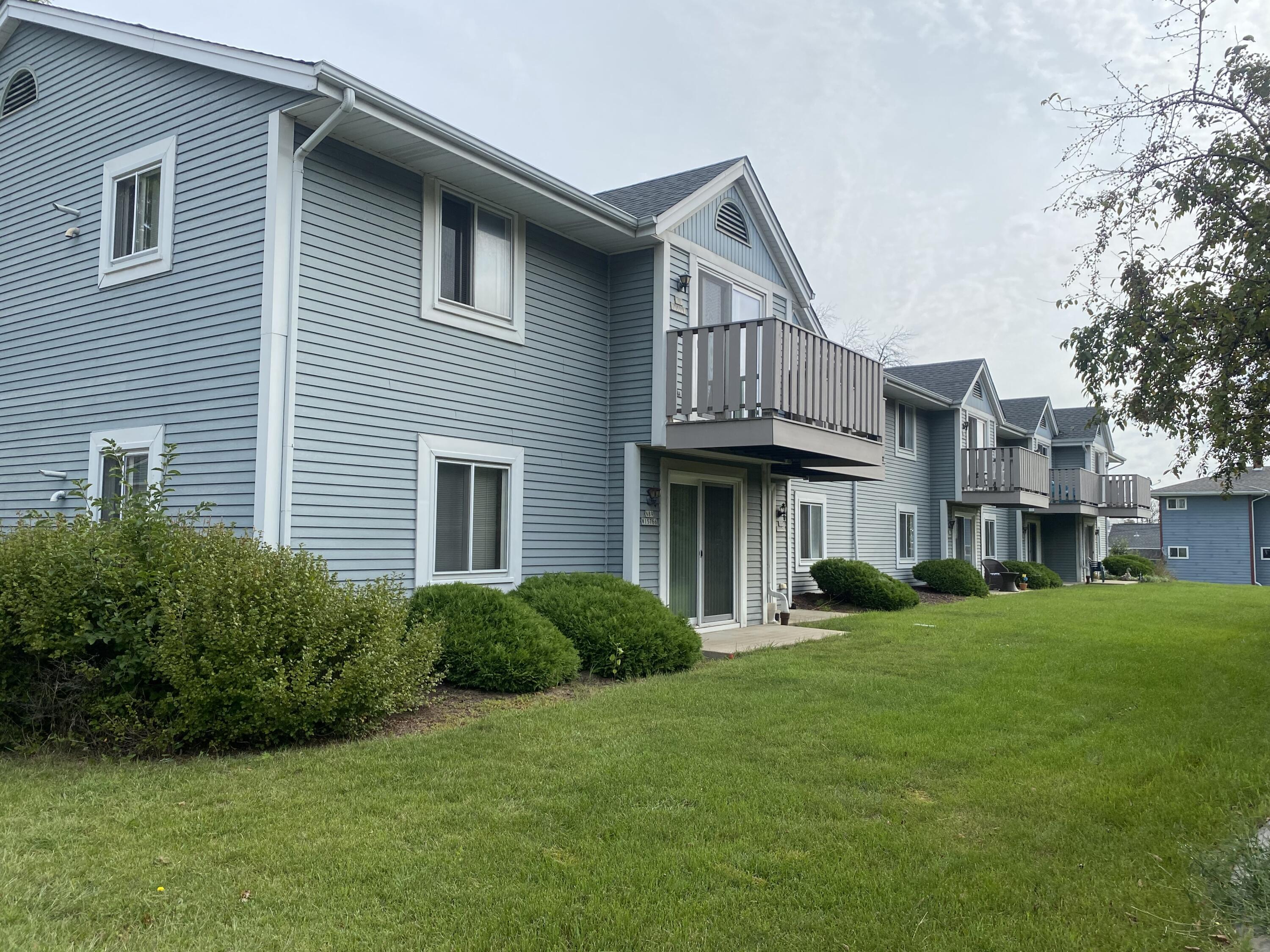 Menomonee Falls, Wisconsin 53051, United States, 2 Bedrooms Bedrooms, ,1 BathroomBathrooms,Residential,Active,41139