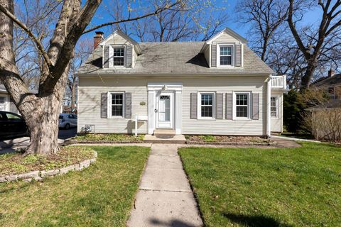 Photo of 11020 W Denis Ave, Hales Corners, WI 53130 (MLS # 1831068)