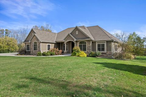 Photo of W177N12586 Apple Blossom Ln, Germantown, WI 53022 (MLS # 1895716)