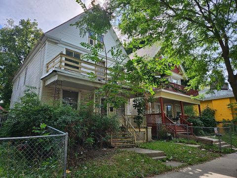 Photo of 3126 N Palmer St, Milwaukee, WI 53212 (MLS # 1852345)