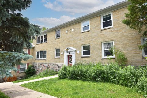 Photo of 1313 E Randolph Ct, Milwaukee, WI 53212 (MLS # 1840113)