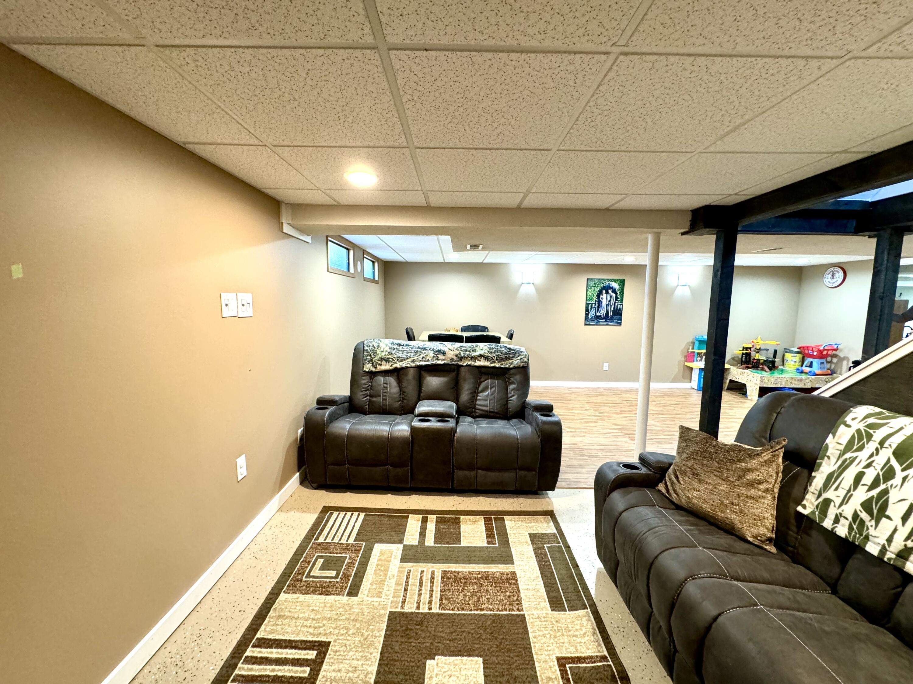 Kenosha, Wisconsin 53144, United States, 3 Bedrooms Bedrooms, ,2 BathroomsBathrooms,Residential,Active,48416