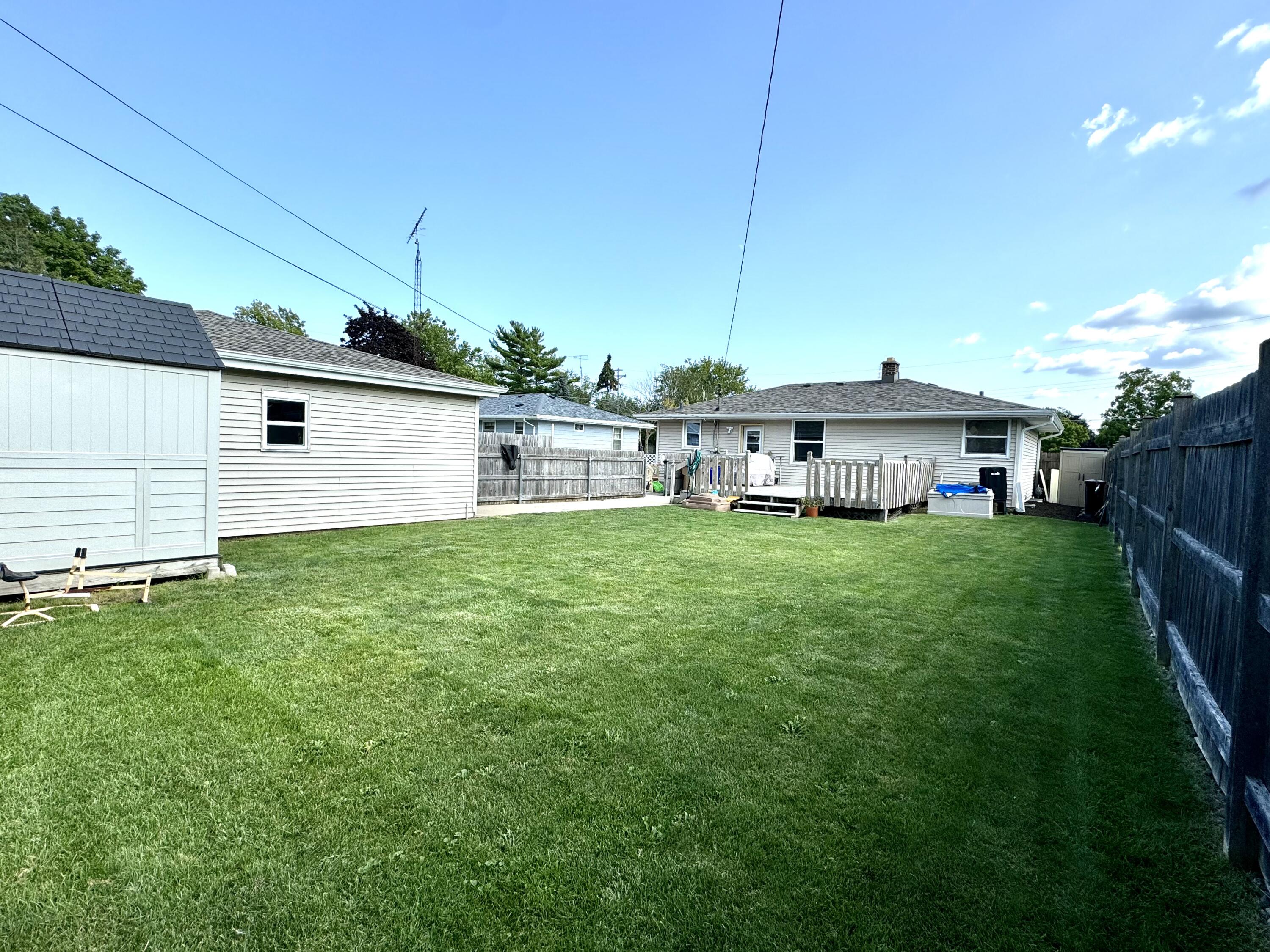 Kenosha, Wisconsin 53144, United States, 3 Bedrooms Bedrooms, ,2 BathroomsBathrooms,Residential,Active,48416