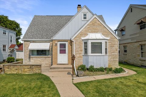 Photo of 1802 S 55th St, West Milwaukee, WI 53214 (MLS # 1834975)