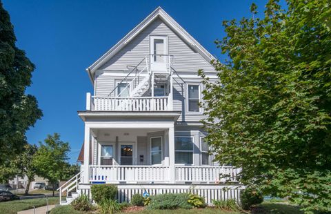 Photo of 2503 N Vel R Phillips Ave, Milwaukee, WI 53212 (MLS # 1893336)