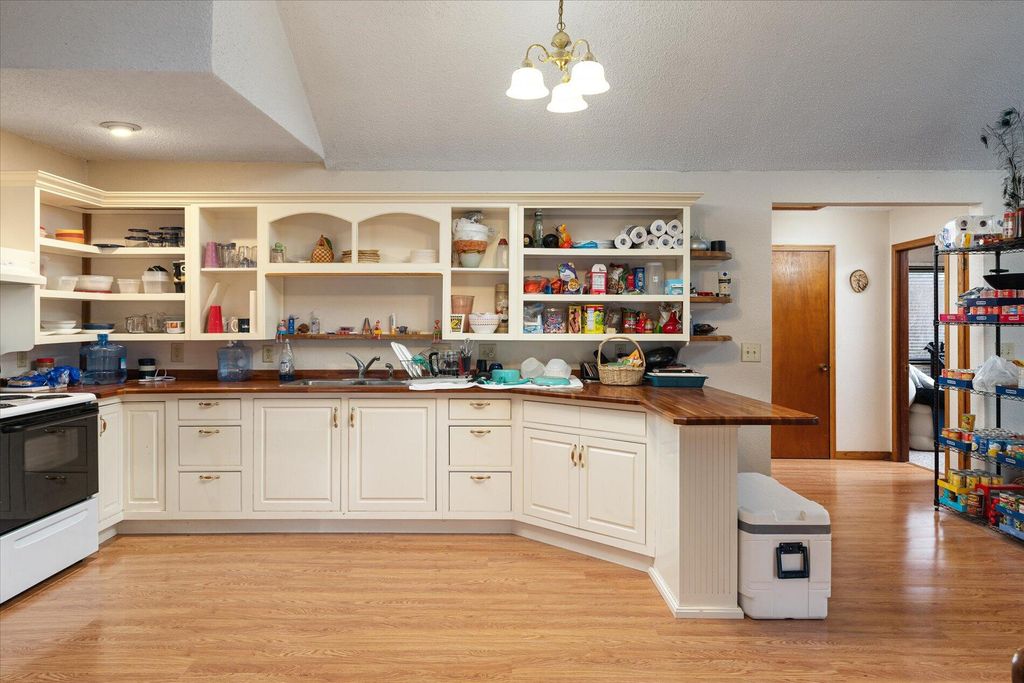 319 Spring St, Lynxville, WI Single Family Home Property Listing