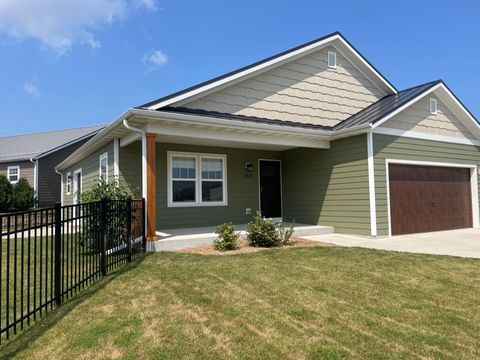 Photo of 1832 Farm View Dr, Port Washington, WI 53024 (MLS # 1886453)