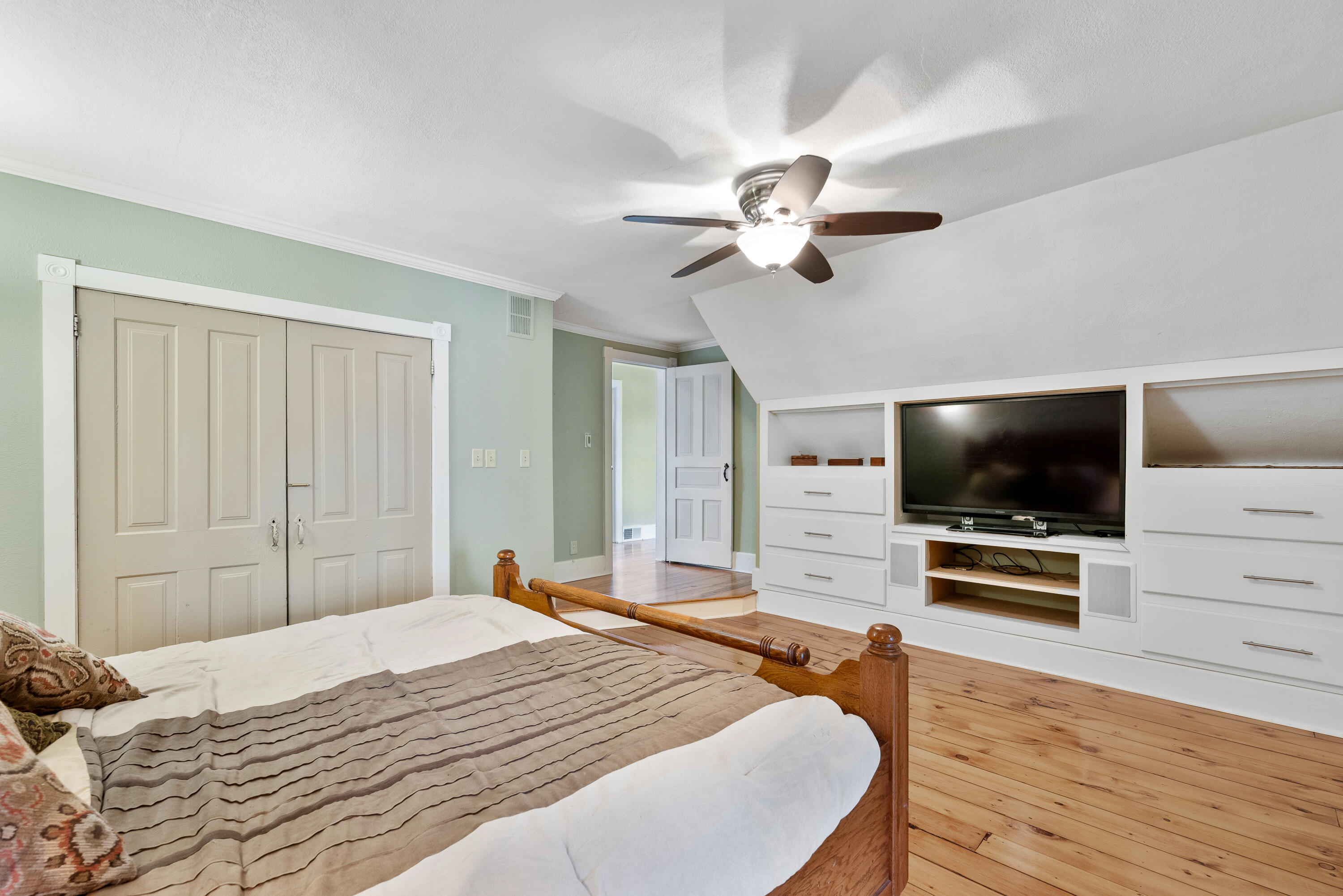 Saukville, Wisconsin 53080, United States, 3 Bedrooms Bedrooms, ,3 BathroomsBathrooms,Residential,Active,29727