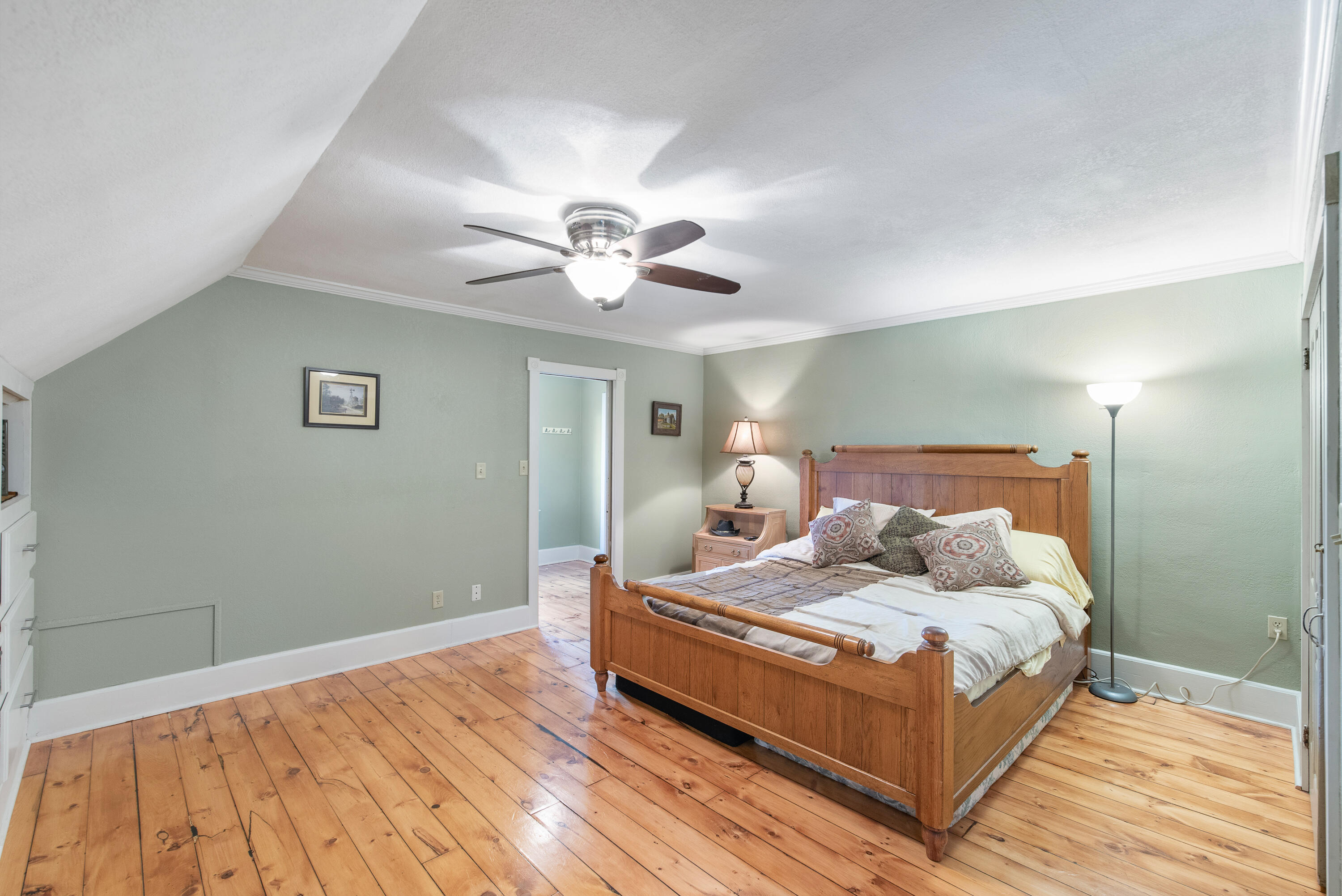 Saukville, Wisconsin 53080, United States, 3 Bedrooms Bedrooms, ,3 BathroomsBathrooms,Residential,Active,29727