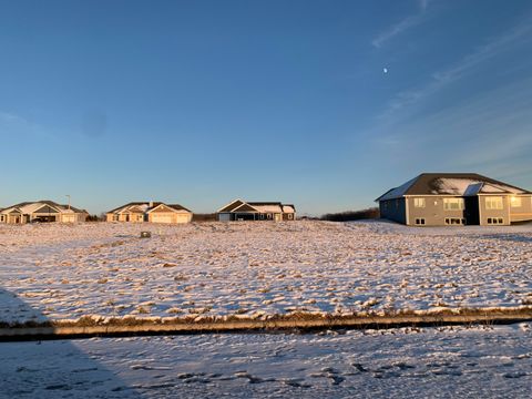 Photo of 1515 Woodcrest St, Howards Grove, WI 53083 (MLS # 1670244)