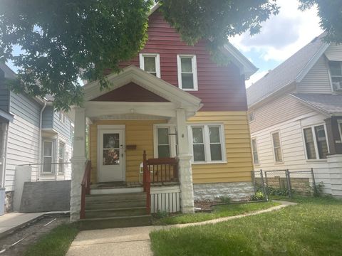 Photo of 1256 S 37th St, Milwaukee, WI 53215 (MLS # 1841331)