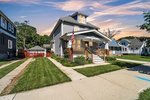 Photo of 225 N 60th St, Milwaukee, WI 53213 (MLS # 1879600)