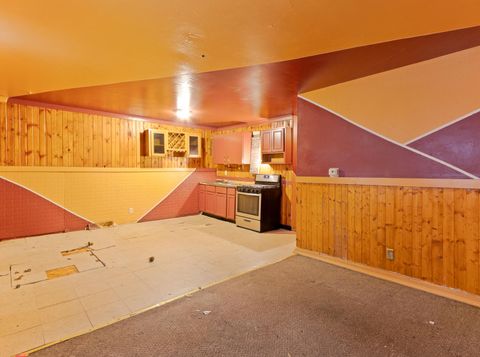 Photo of 2917 N 6th St, Milwaukee, WI 53212 (MLS # 1863914)