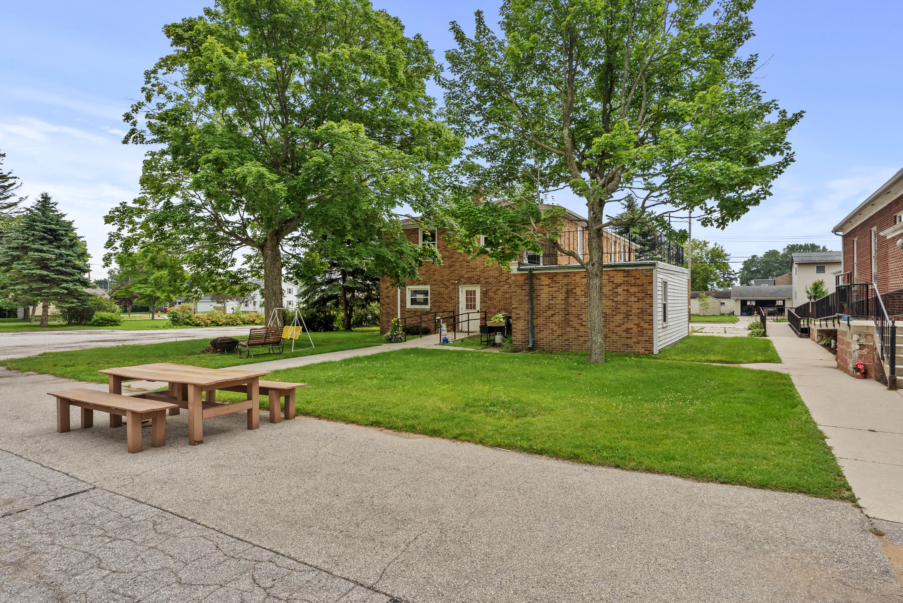 Two Rivers, Wisconsin 54241, United States, ,Commercial,Active,50673