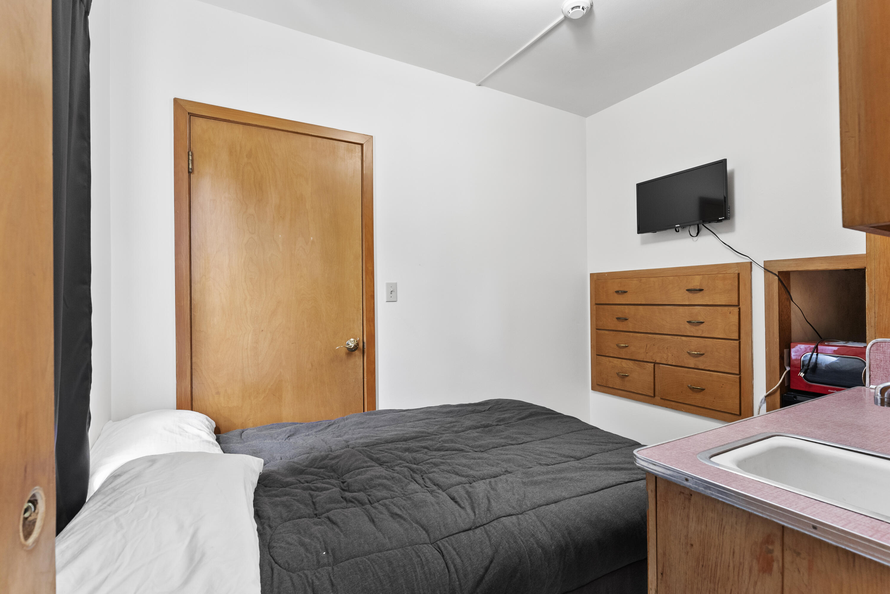 Two Rivers, Wisconsin 54241, United States, ,Commercial,Active,50673