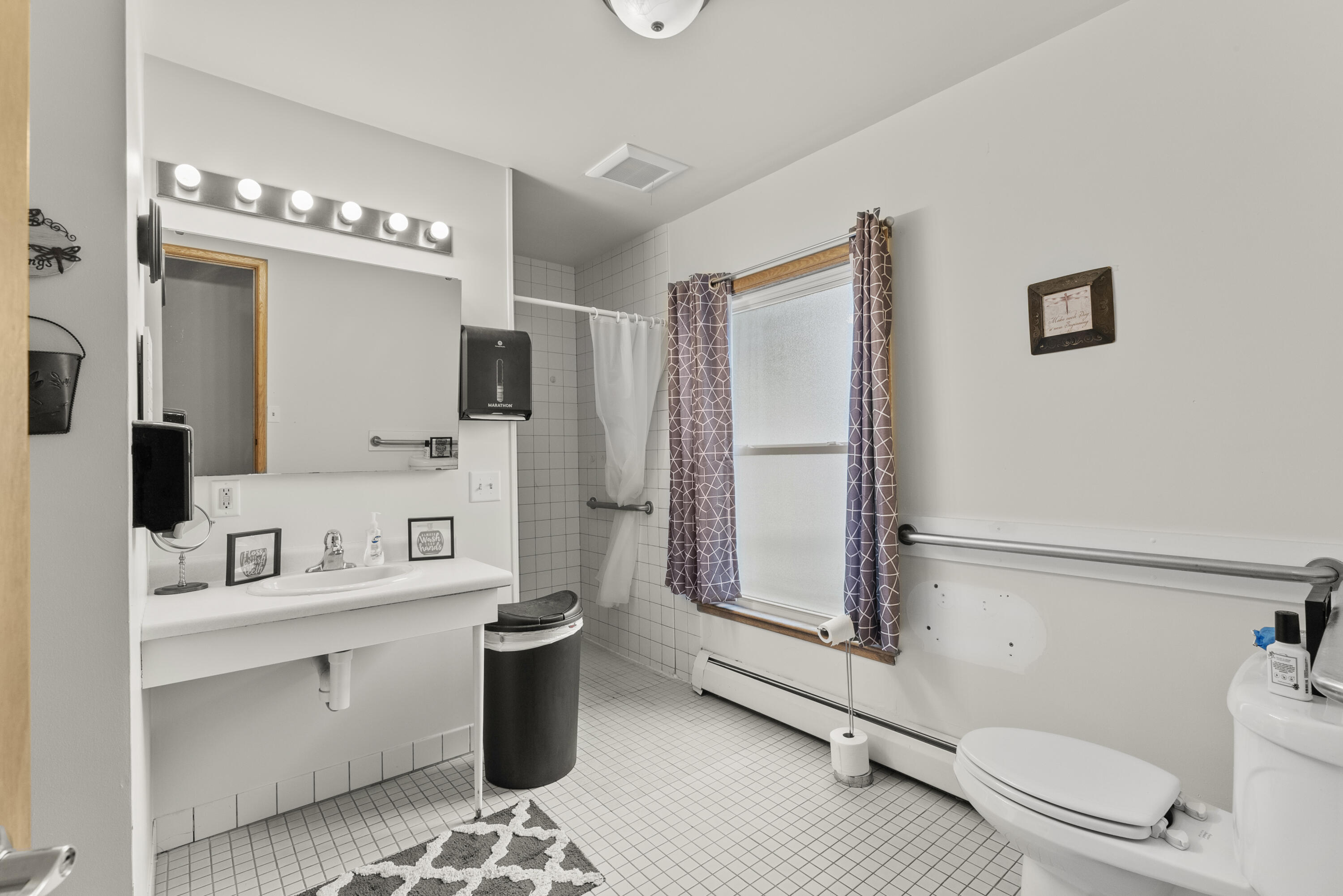 Two Rivers, Wisconsin 54241, United States, ,Commercial,Active,50673