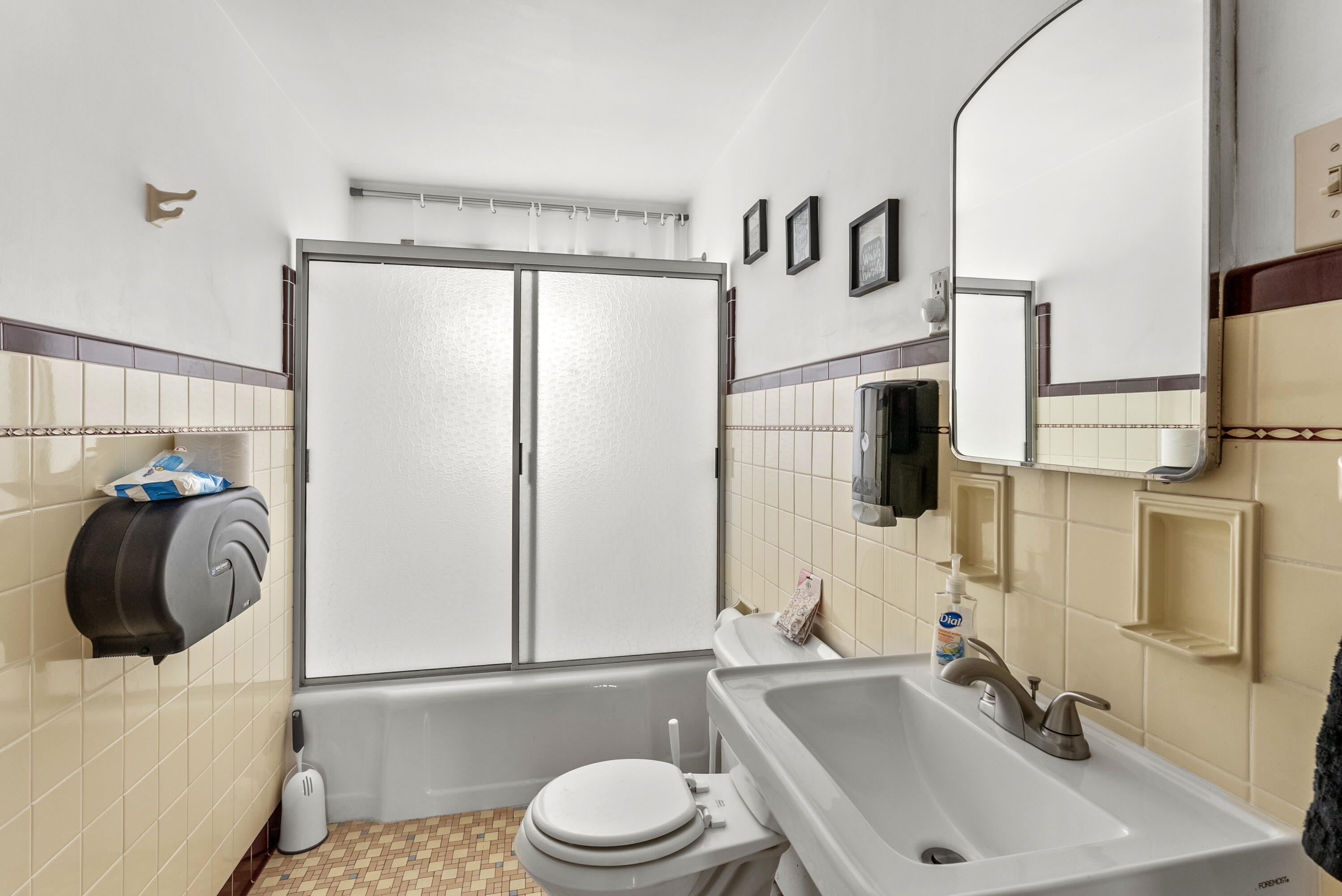 Two Rivers, Wisconsin 54241, United States, ,Commercial,Active,50673