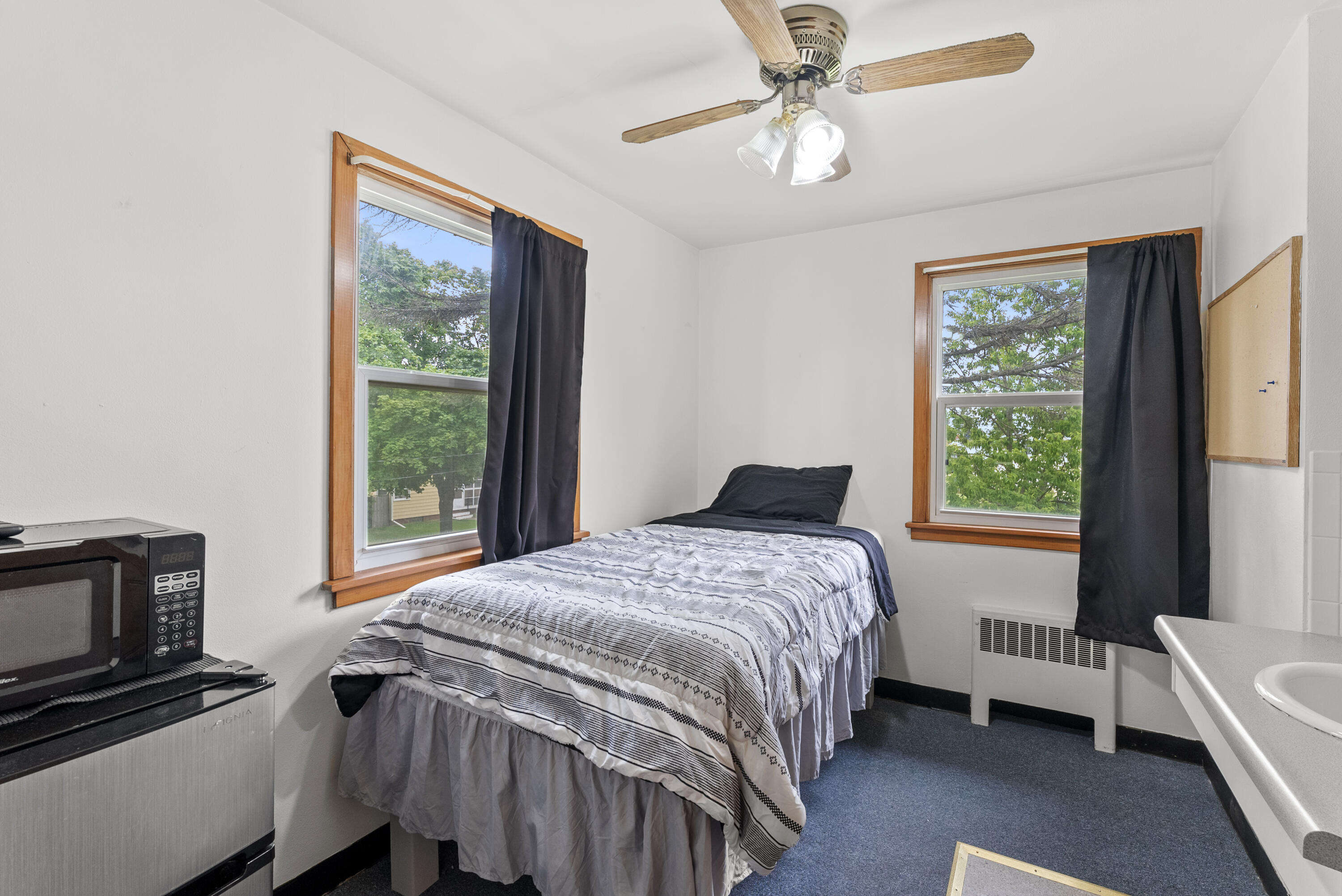 Two Rivers, Wisconsin 54241, United States, ,Commercial,Active,50673