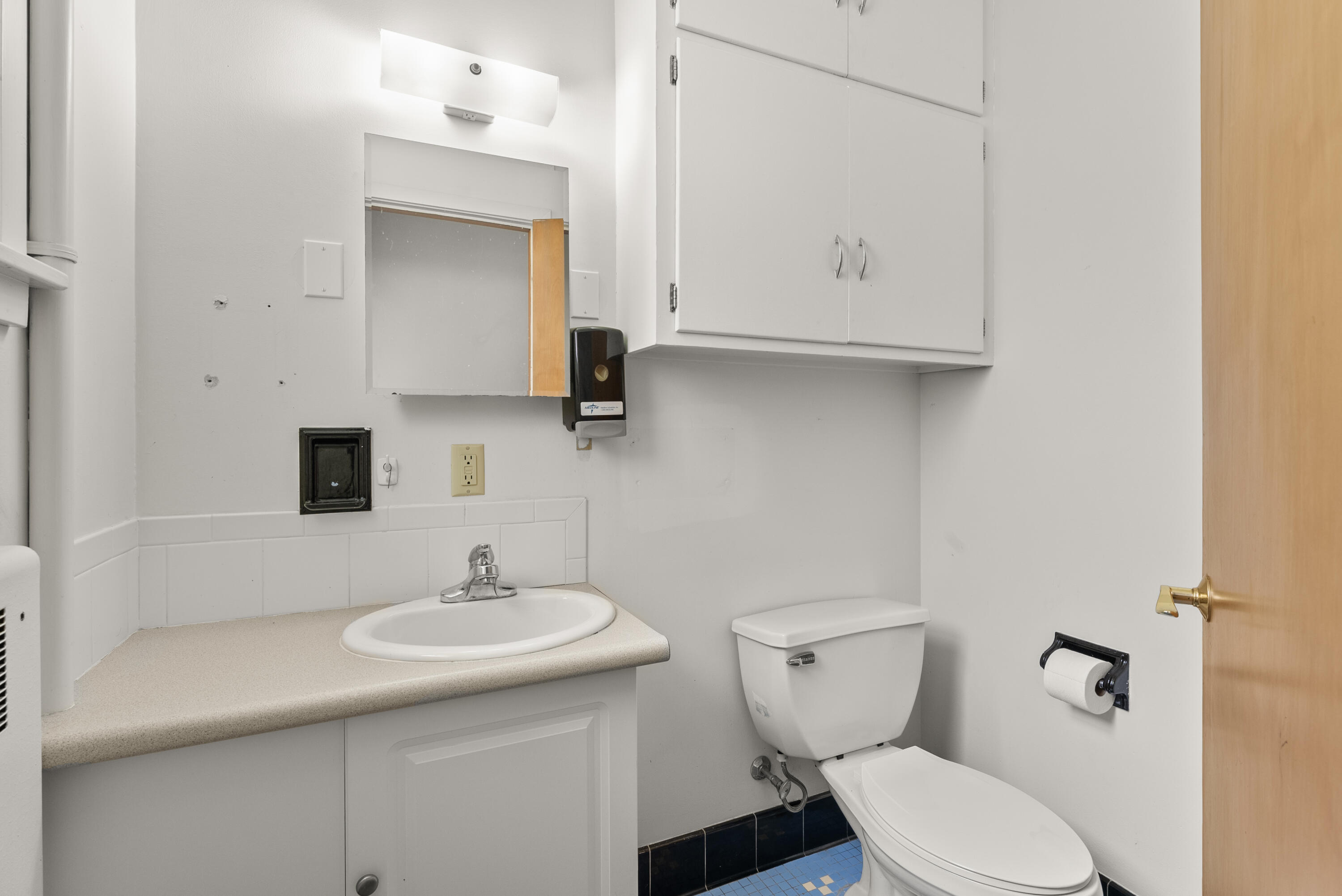 Two Rivers, Wisconsin 54241, United States, ,Commercial,Active,50673