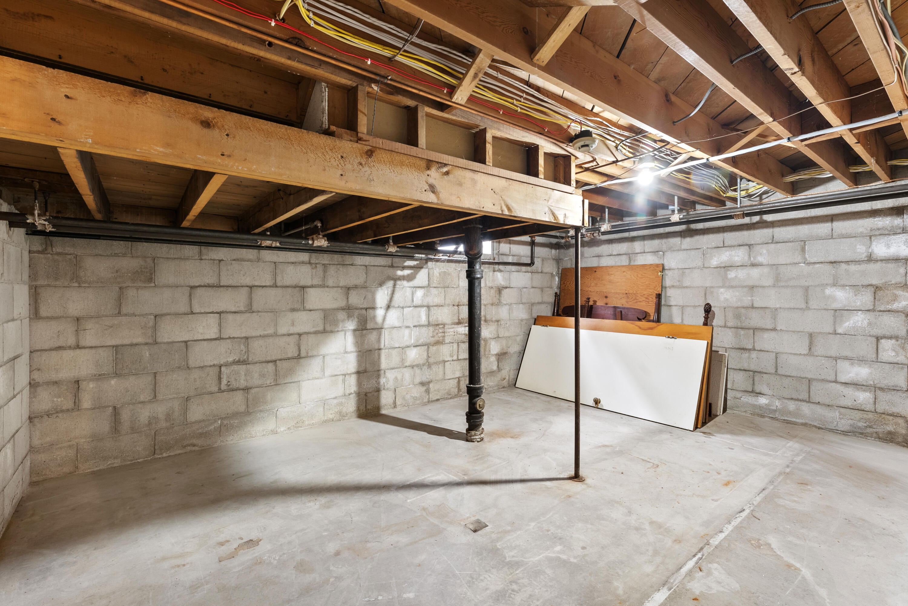 Two Rivers, Wisconsin 54241, United States, ,Commercial,Active,50673