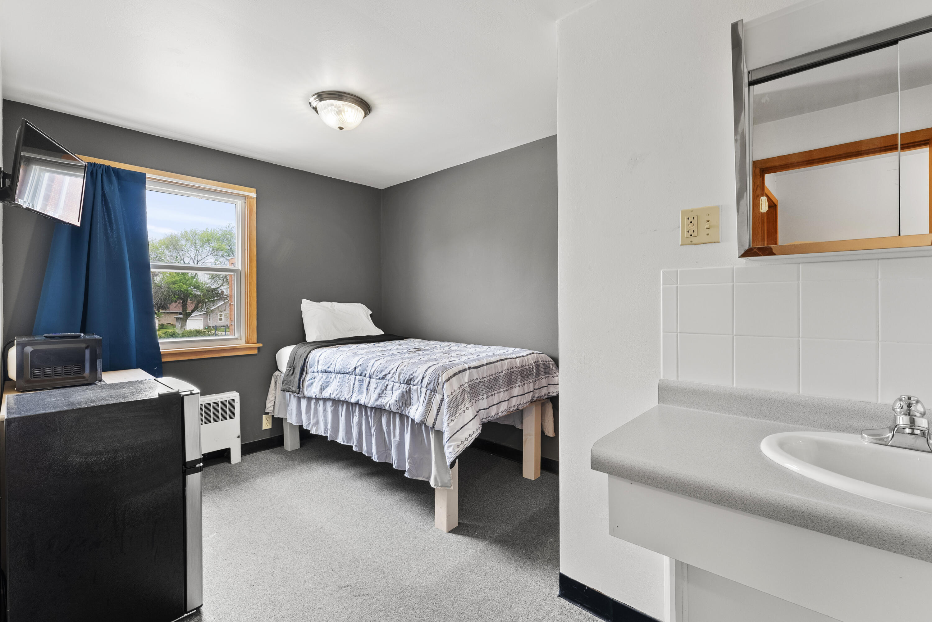 Two Rivers, Wisconsin 54241, United States, ,Commercial,Active,50673