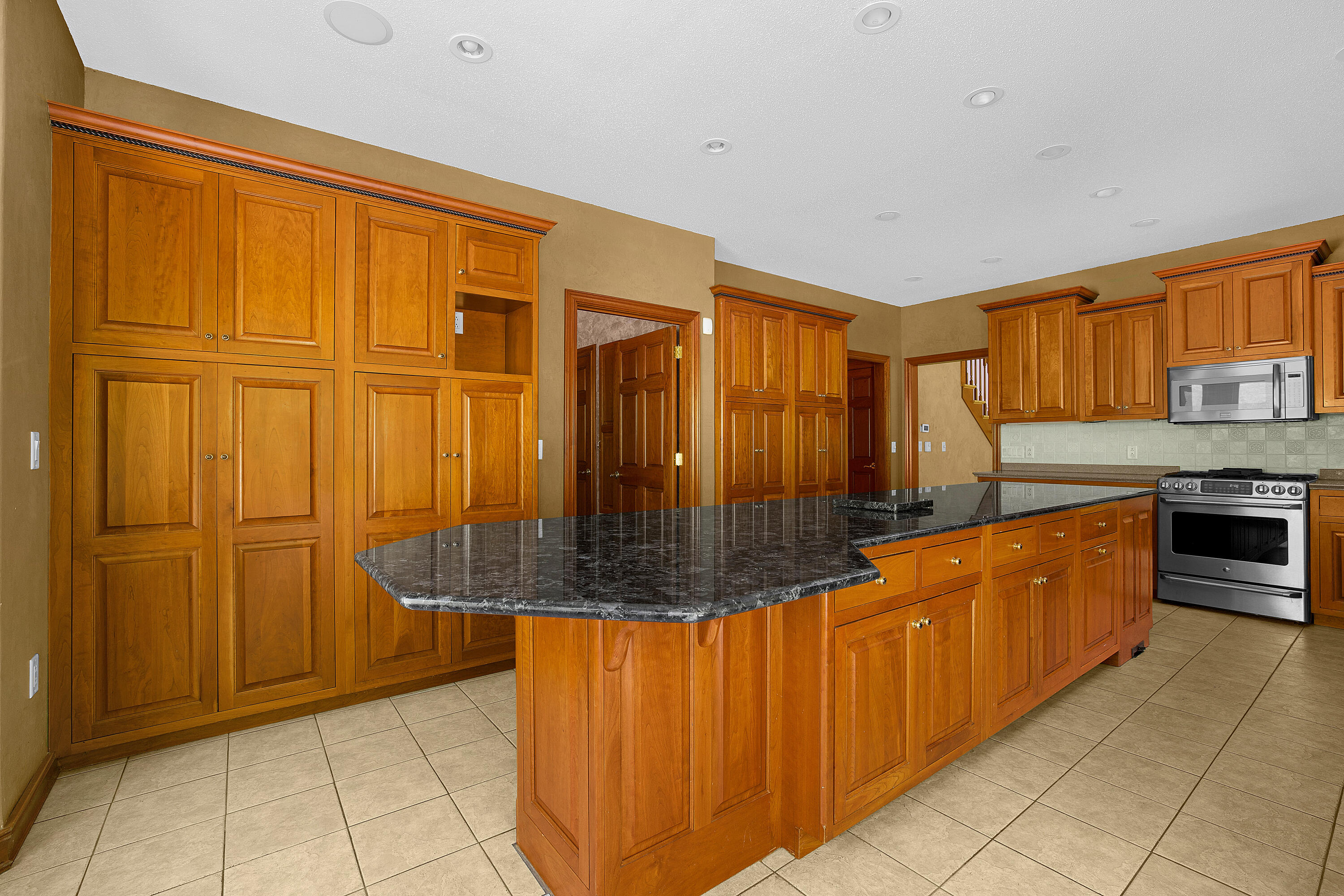 Sparta, Wisconsin 54656, United States, 5 Bedrooms Bedrooms, ,4 BathroomsBathrooms,Residential,Active,57701