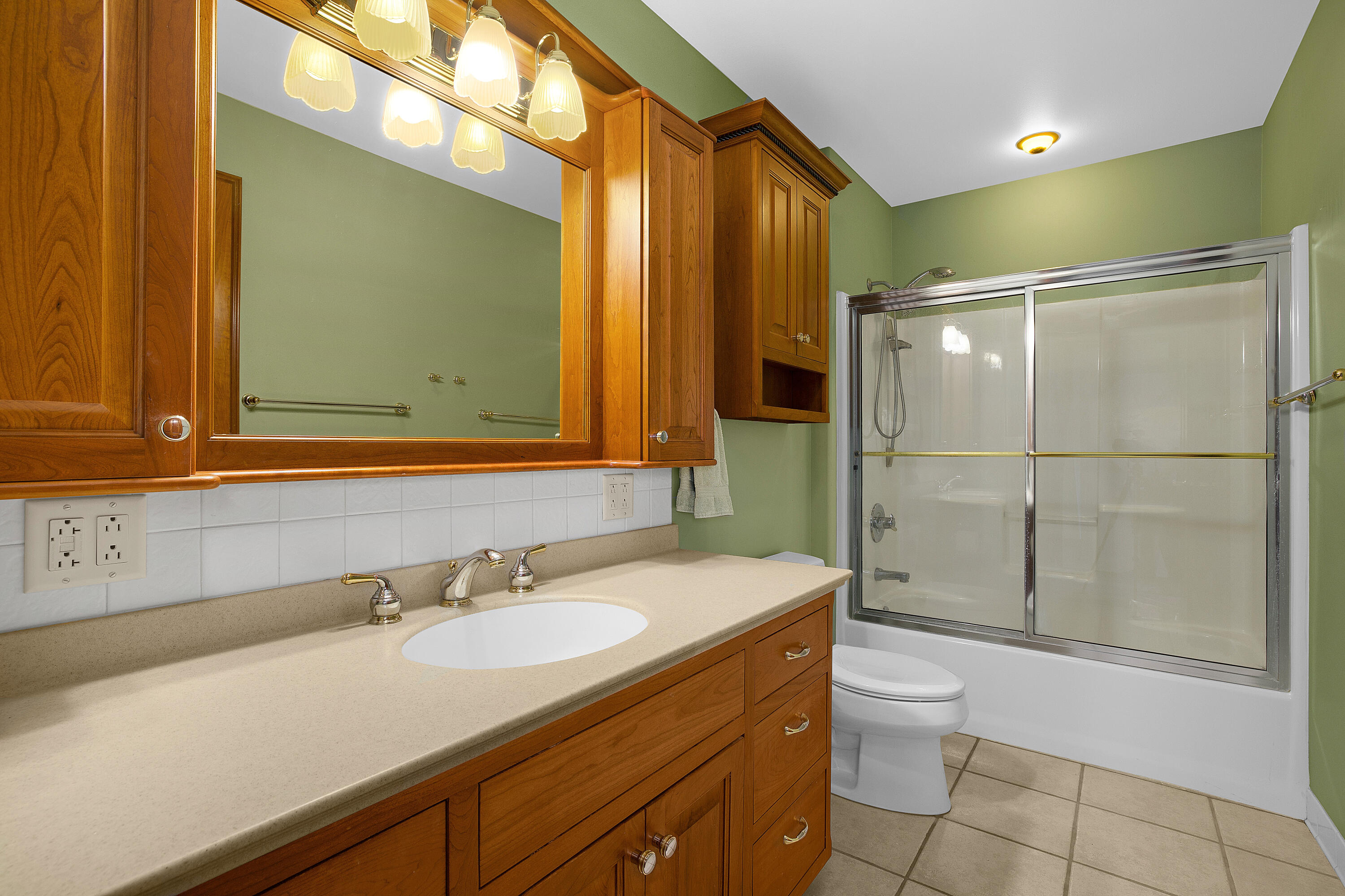 Sparta, Wisconsin 54656, United States, 5 Bedrooms Bedrooms, ,4 BathroomsBathrooms,Residential,Active,57701